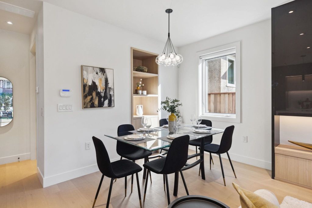 listing image 1105738540092290907
