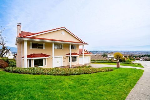 622 Clearwater Way Coquitlam BC V3C 5E6