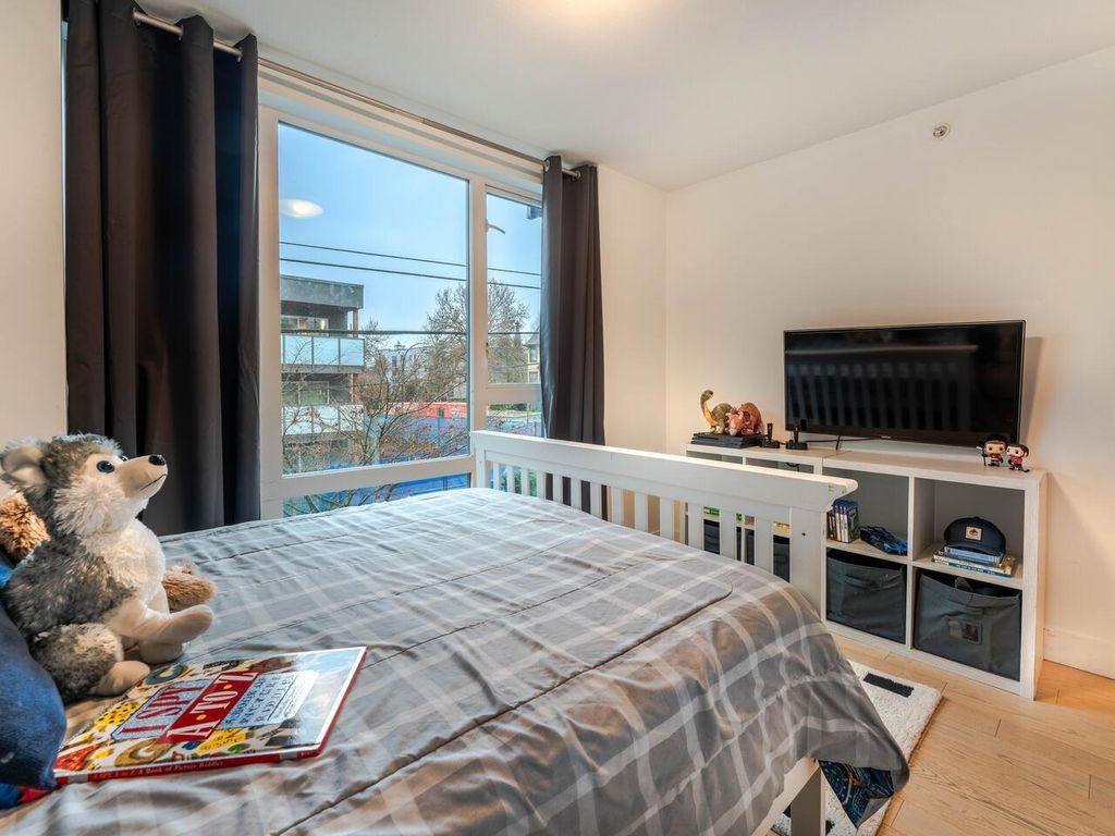listing image 1100289491959052364