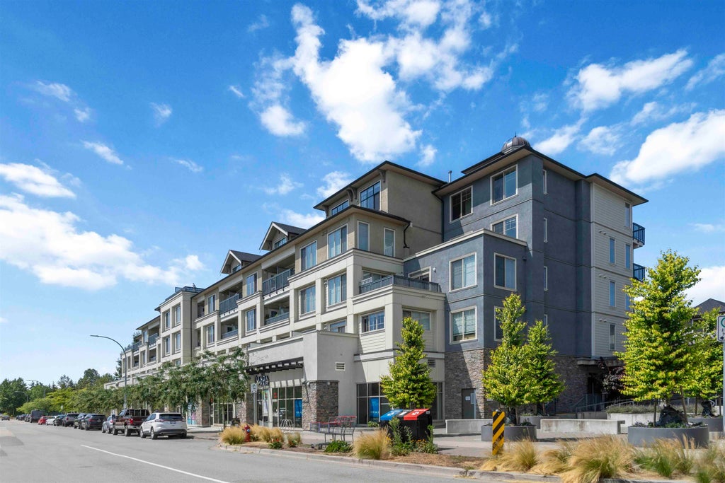 Photo of 20487 65 Avenue #A413, Langley, BC V2Y 3K5 (MLS # R3160316)