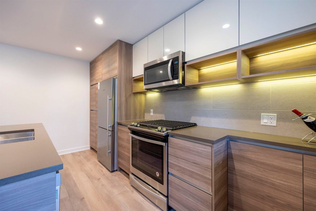 listing image 1109037868984056678