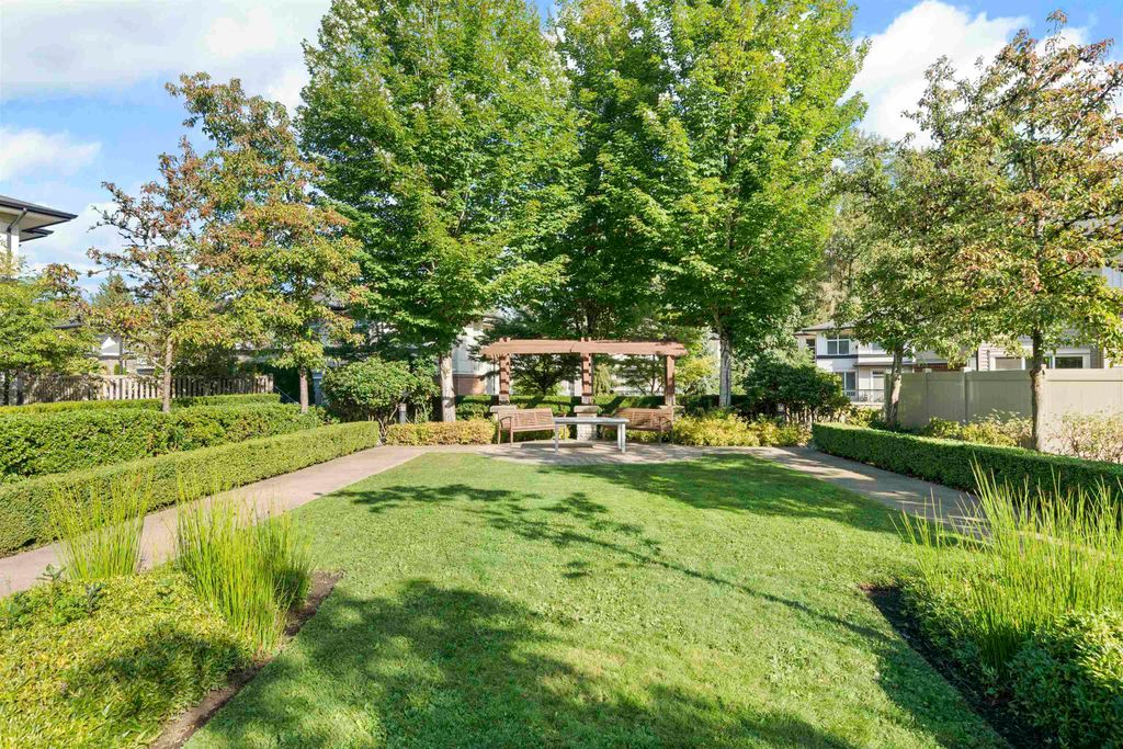 listing image 1106375565027643935