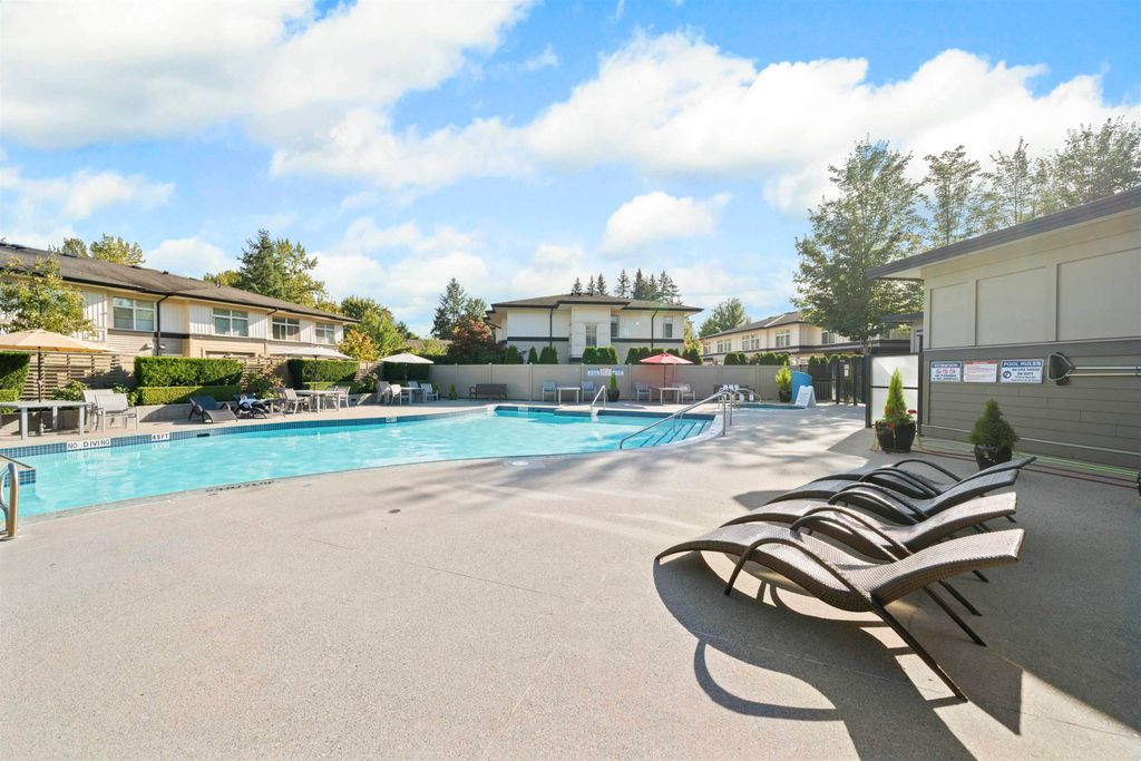 listing image 1100510094260625870