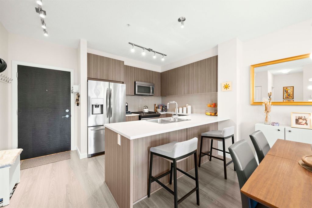 listing image 1107308541357851380
