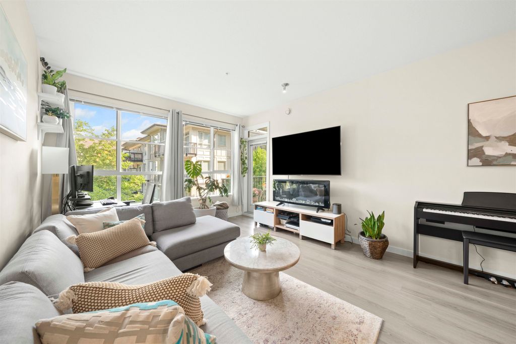 listing image 1108384730988646892