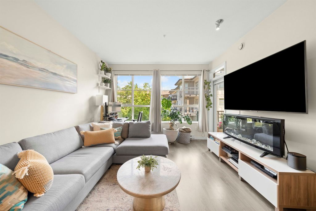 listing image 1101699585381258709