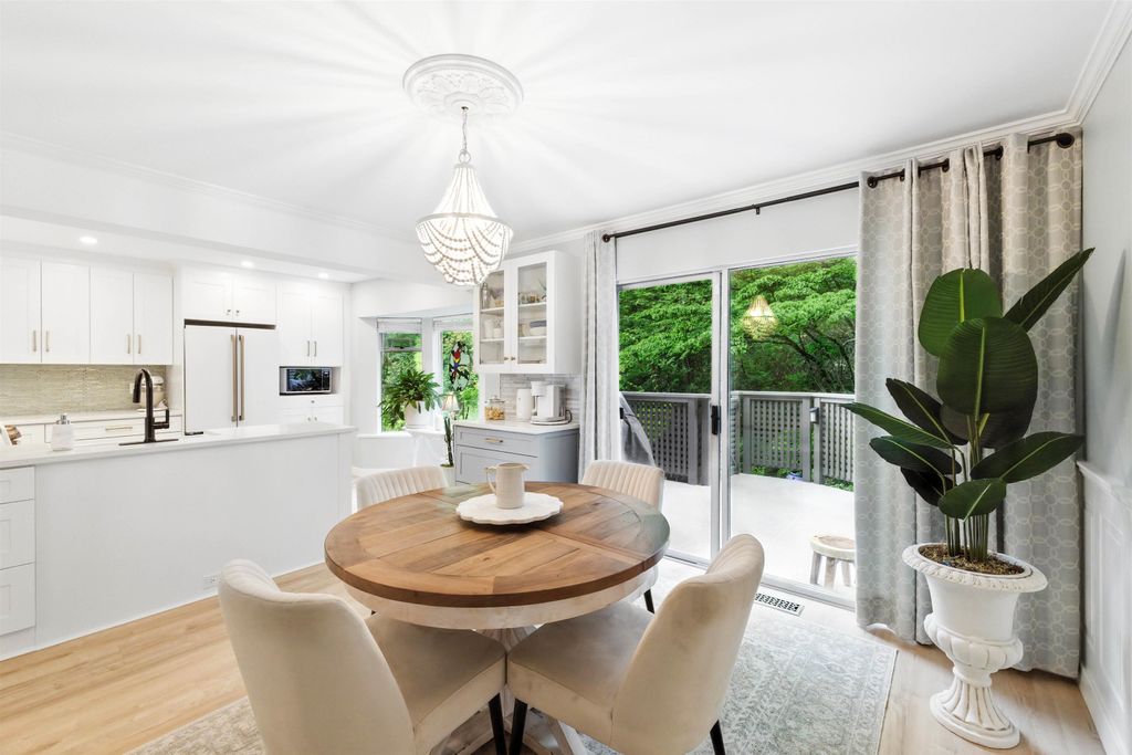 listing image 1104965538228236826