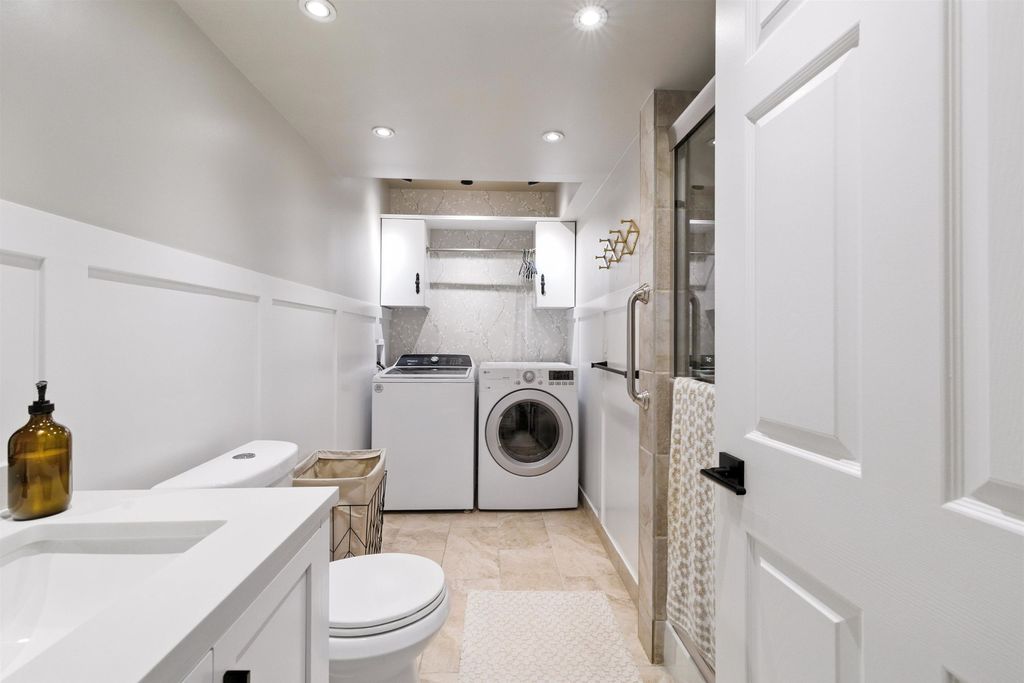 listing image 1107240579555039381