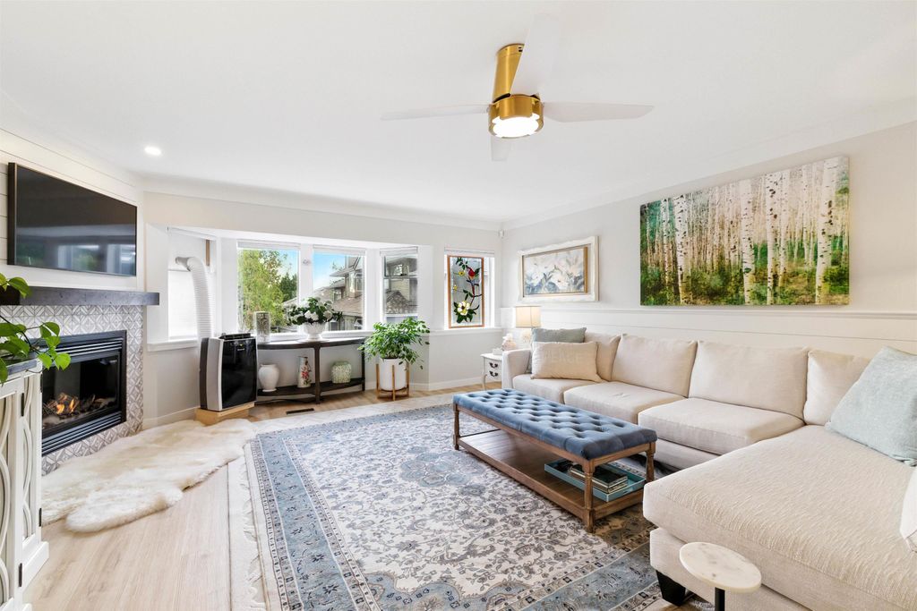 listing image 1104396976804461261