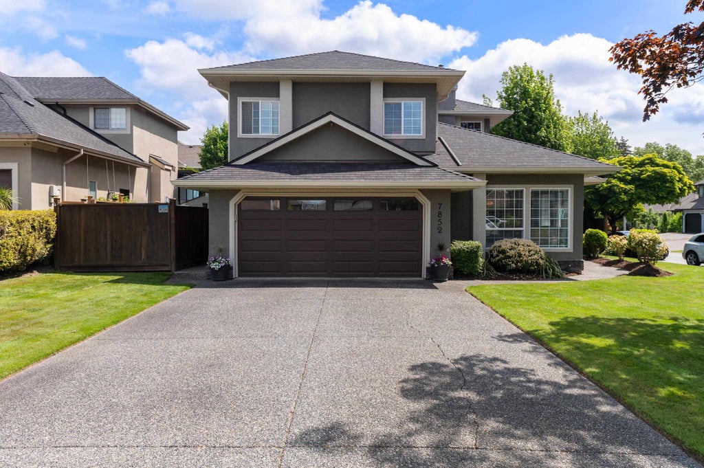 Photo of 7852 165 Street, Surrey, BC V4N 0M2 (MLS # R3126843)