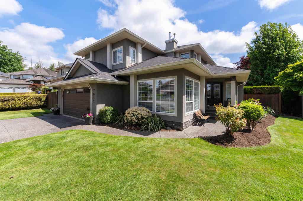 Photo of 7852 165 Street, Surrey, BC V4N 0M2 (MLS # R3126843)