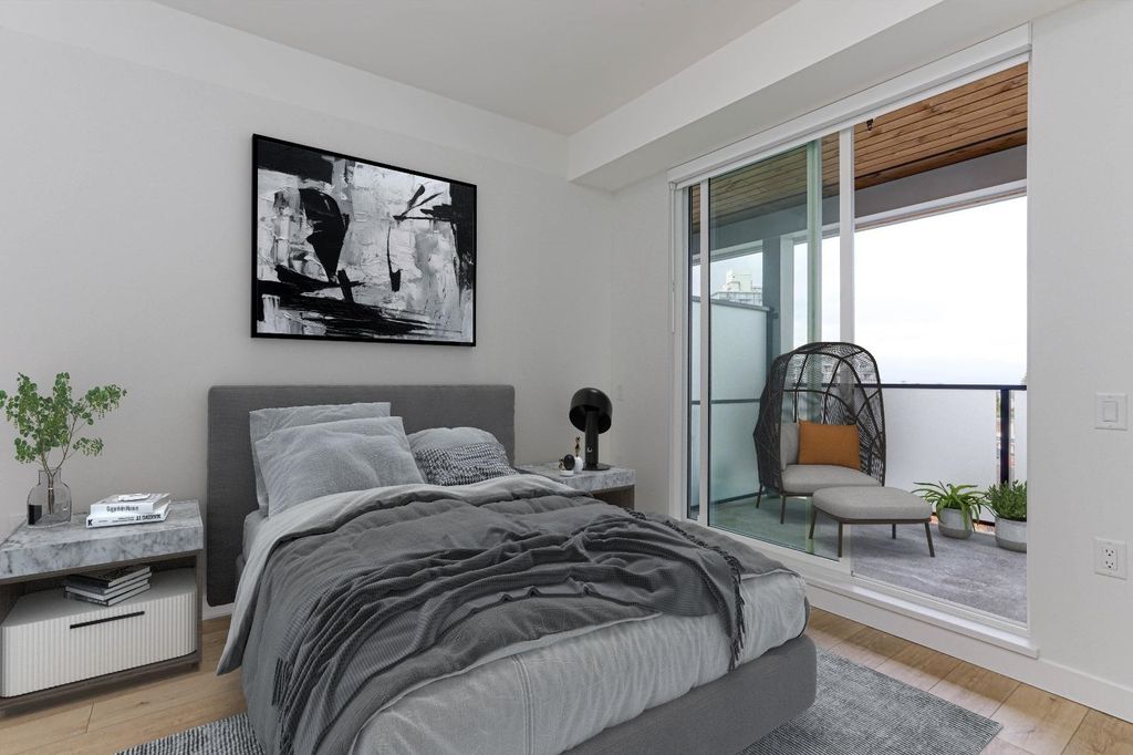 listing image 1109746678361281755