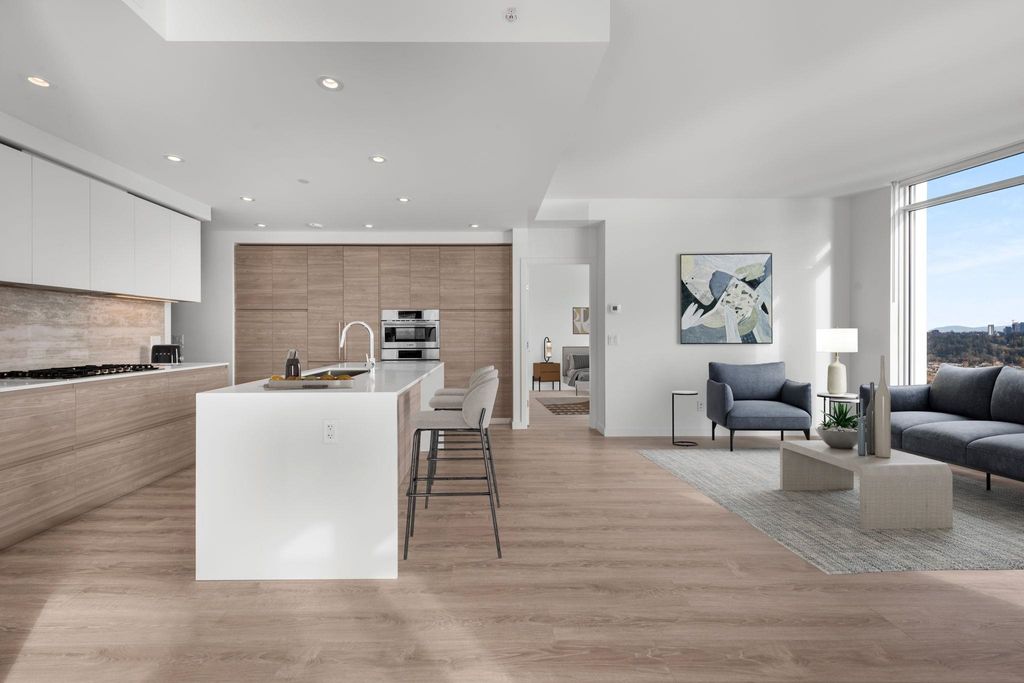 listing image 1100744237601972548