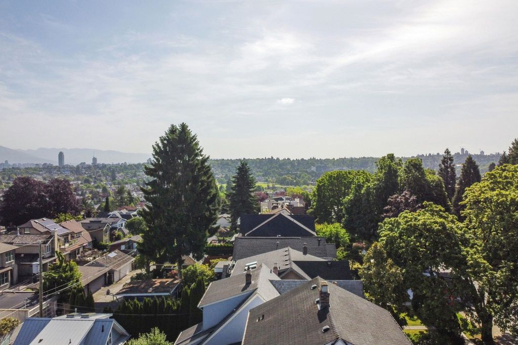 listing image 1109989751111464387