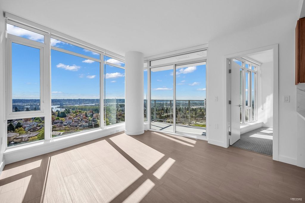 listing image 1102656736667604995
