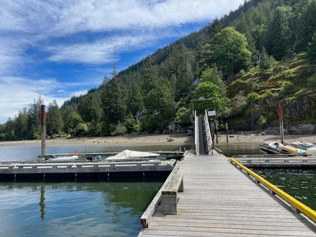 listing image 1101472913972081050