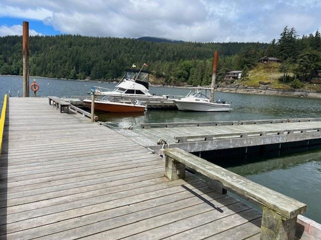listing image 1108594664416795725