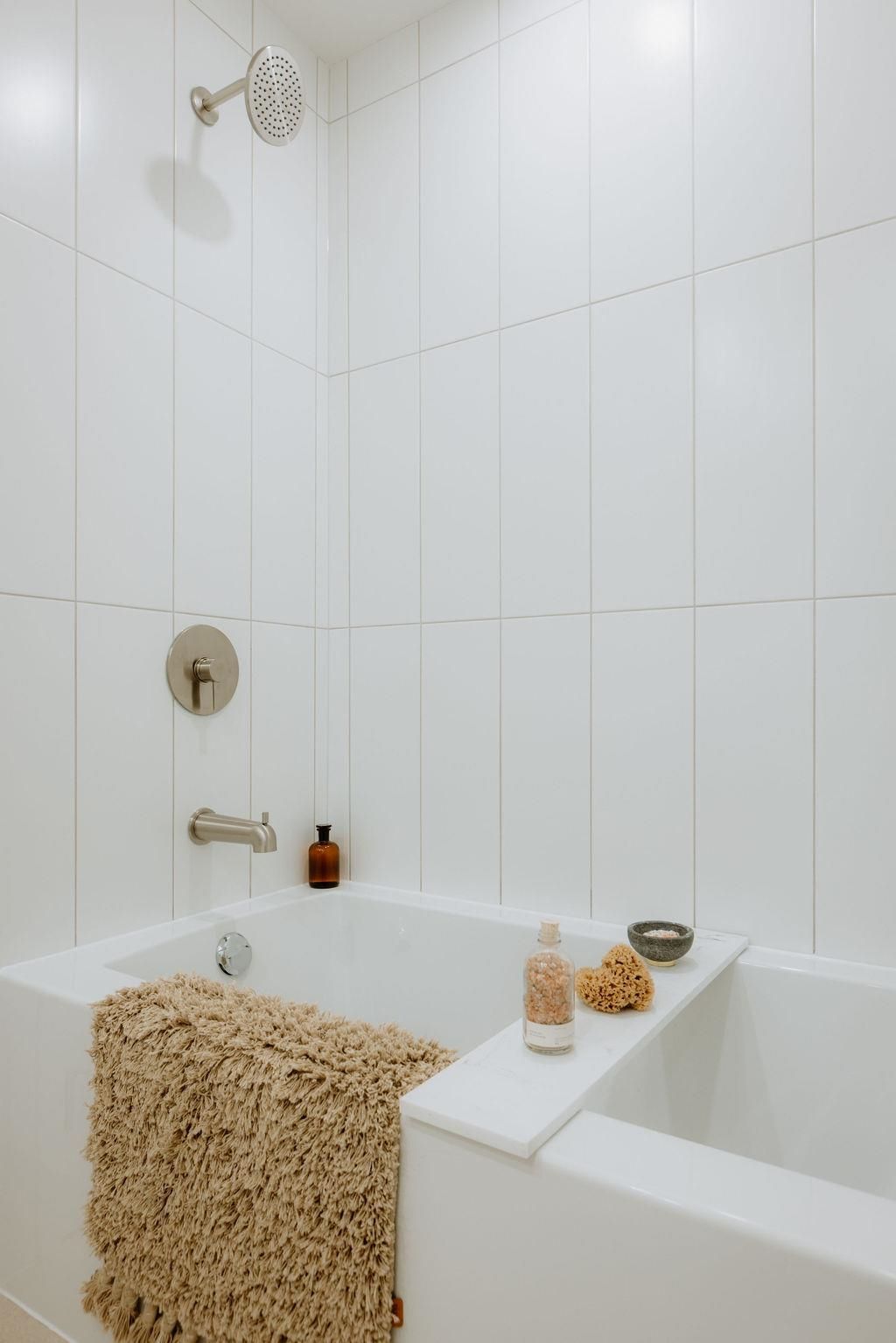 listing image 1107088997095419792