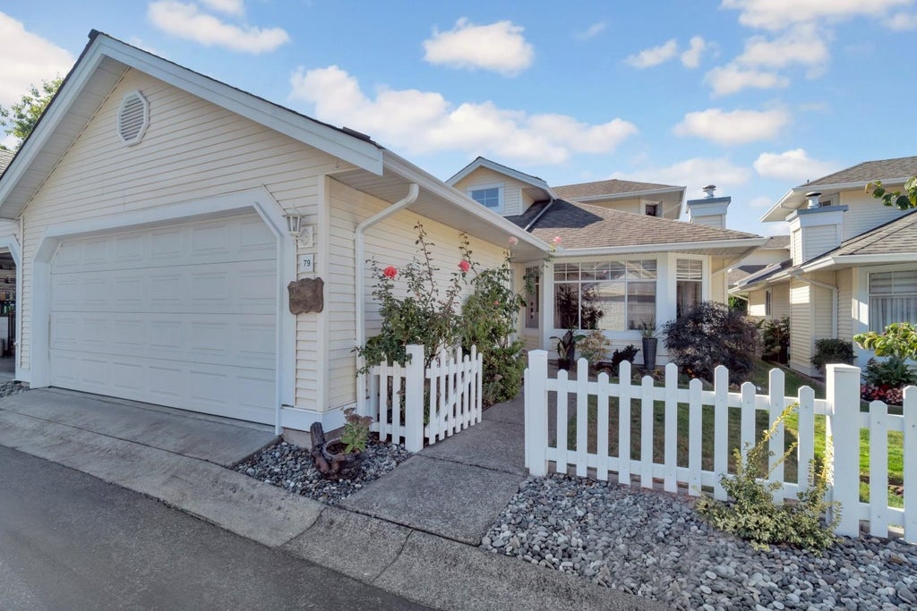 Photo of 9208 208 Street #79, Langley, BC V1M 2M9 (MLS # R3166259)