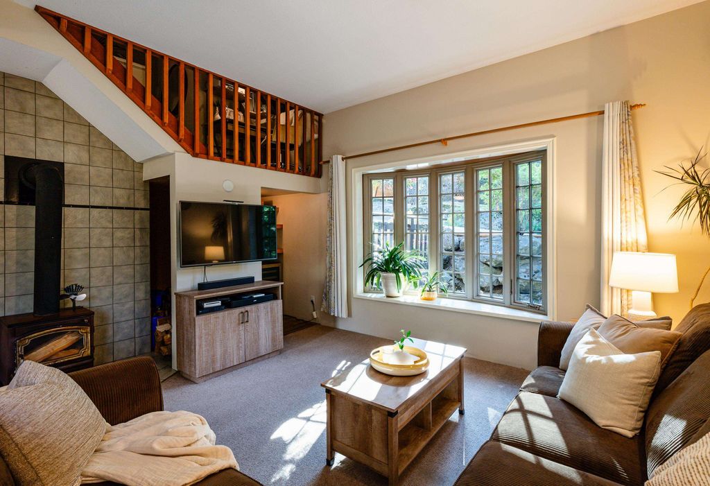 listing image 1109836609951142226