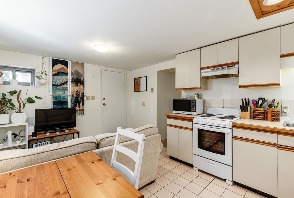 listing image 1109576639103283003