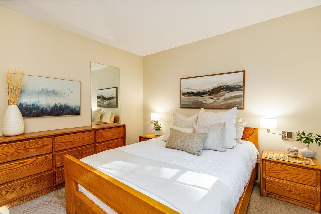 listing image 1105334333418273370
