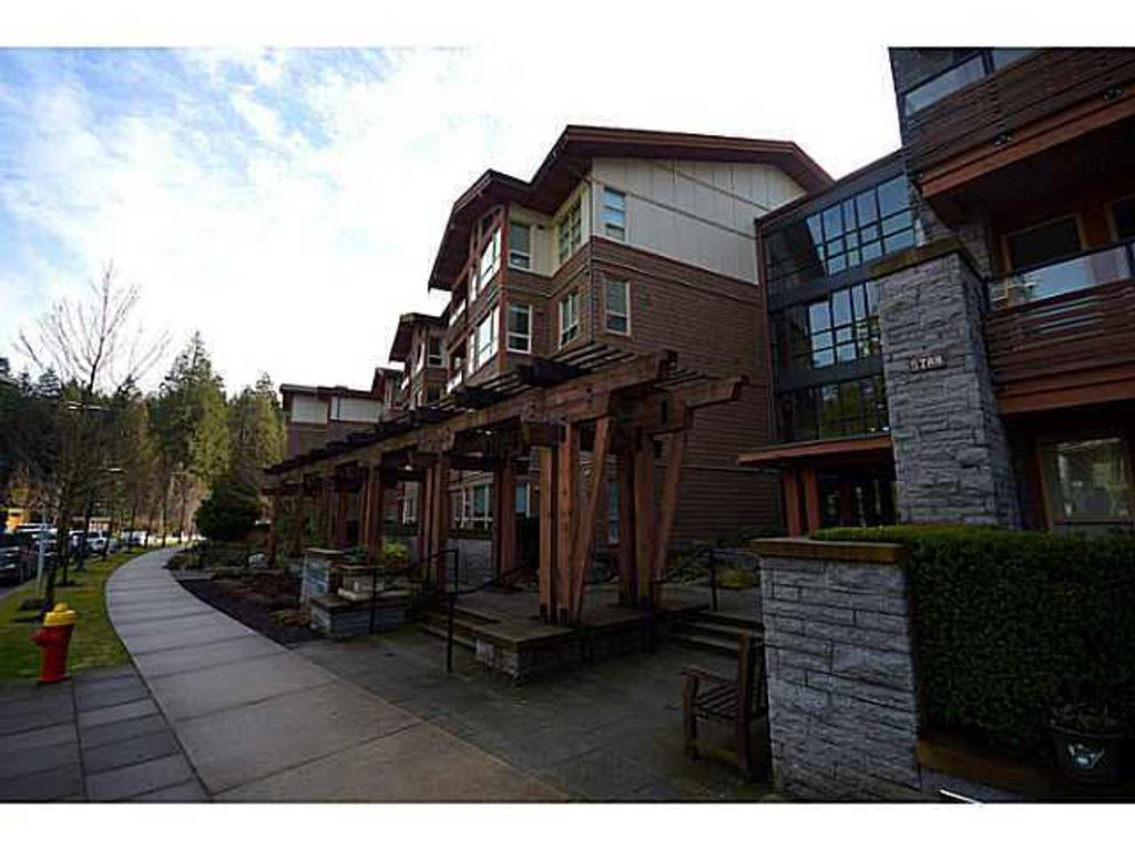 listing image 1102422042074192674