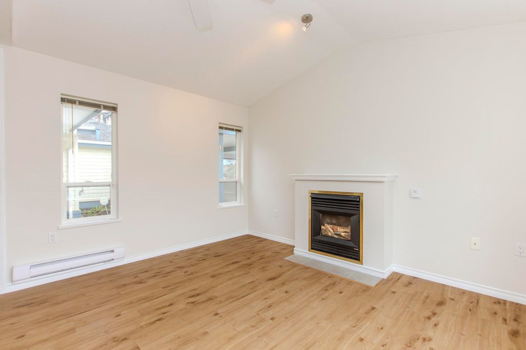 listing image 1102519166368044991