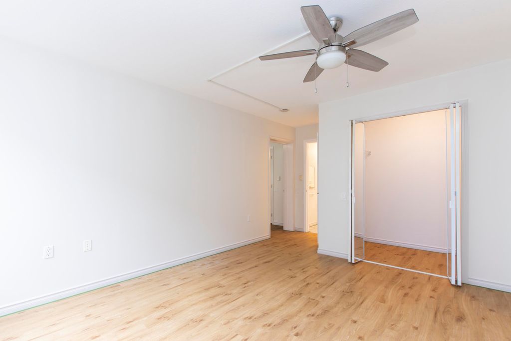 listing image 1102920989621511477