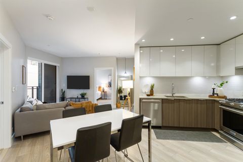 3588 Sawmill Crescent 513 Vancouver BC V5S 0H5