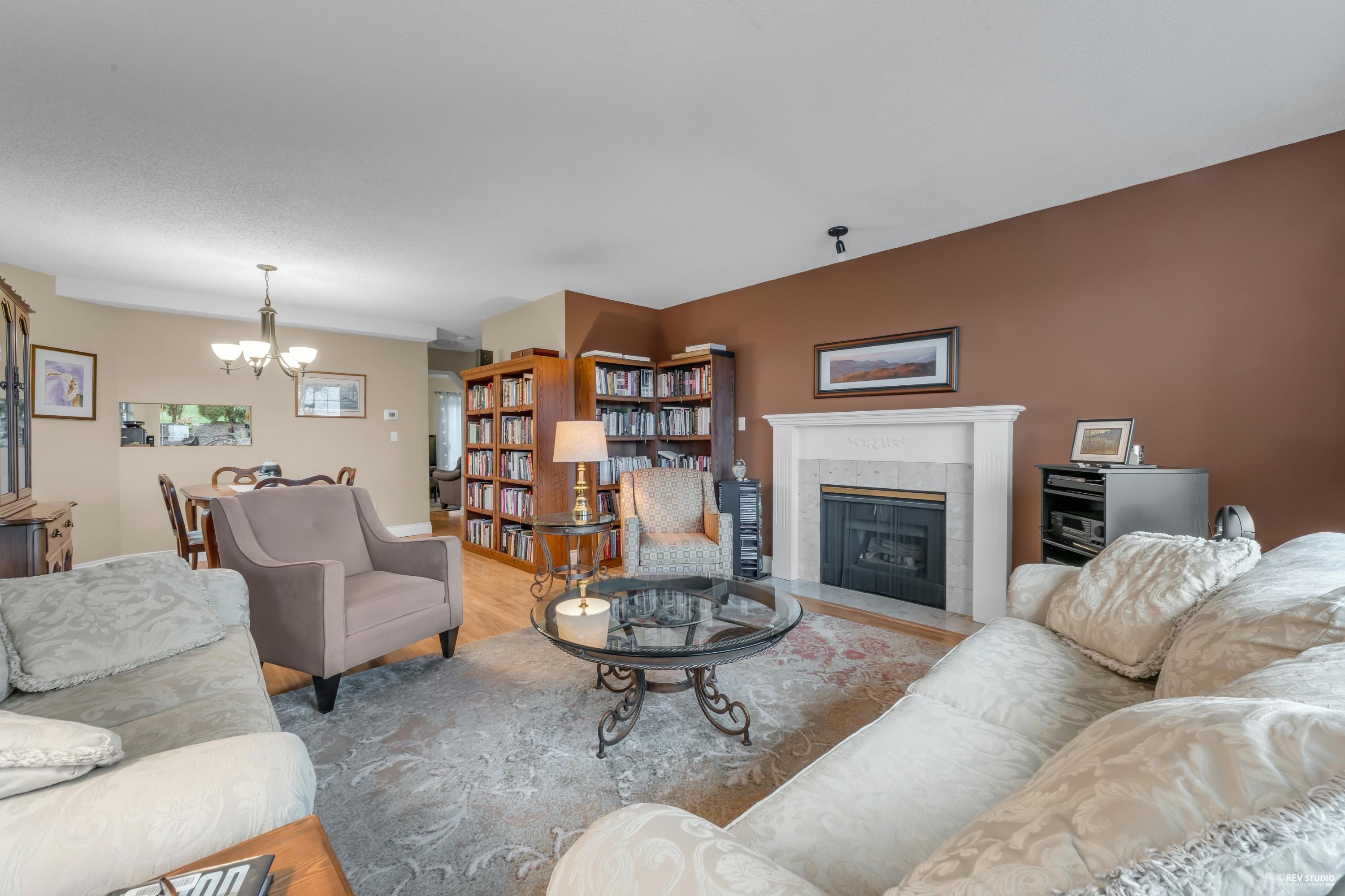 1140 Castle Crescent 205