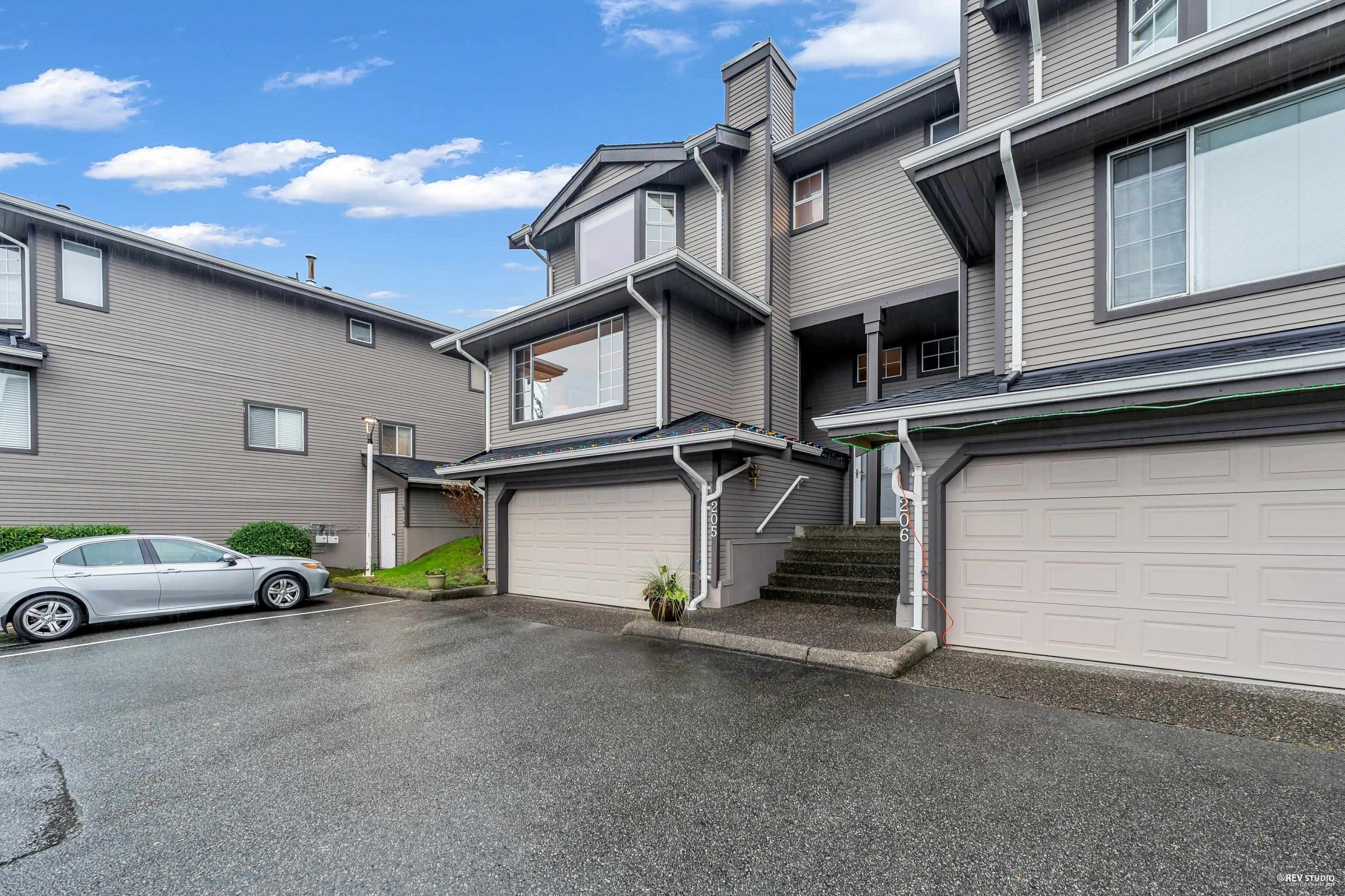 1140 Castle Crescent 205