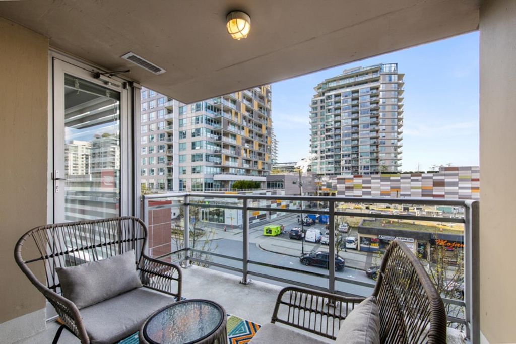 listing image 1102226674632771018