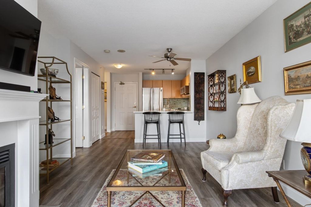 listing image 1108180391129217943