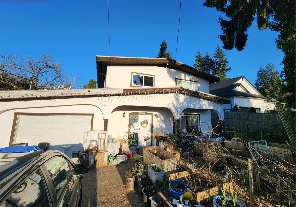 Photo of 11980 Glenhurst Street, Maple Ridge, BC V2X 6V6 (MLS # R3106850)