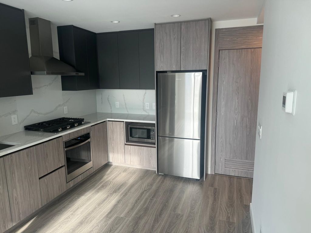 Photo of 10750 135a Street #706, Surrey, BC V3T 0V4 (MLS # R3132116)