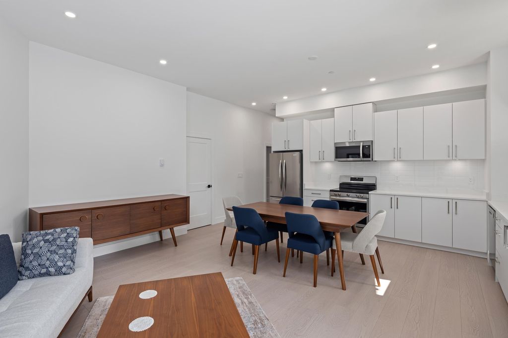 listing image 1106280271898915255