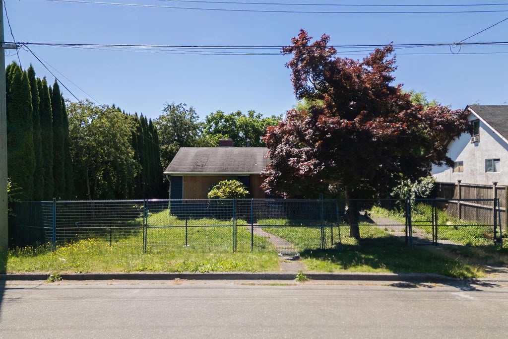 Photo of 46252 Margaret Avenue, Chilliwack, BC V2P 2G9 (MLS # R3137388)