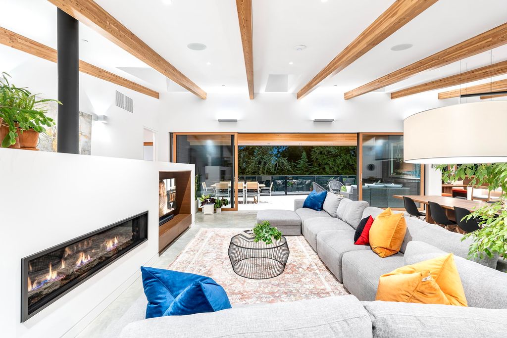 listing image 1106402048553360610