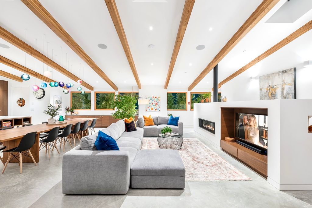 listing image 1108853999190643377