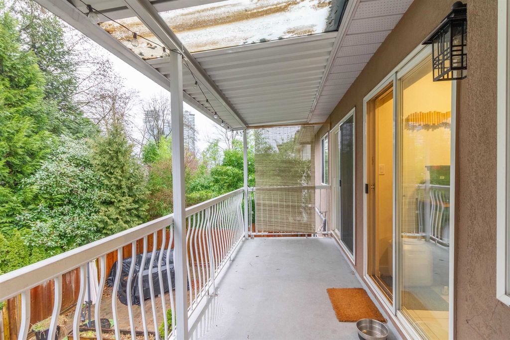 listing image 1105405135579221311