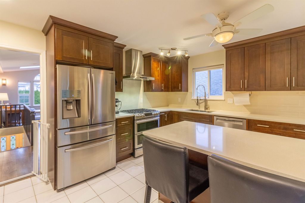 listing image 1104337985994181694