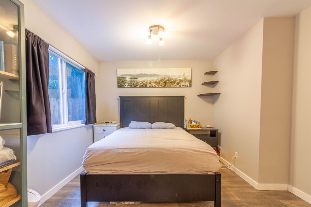 listing image 1105964037877188310