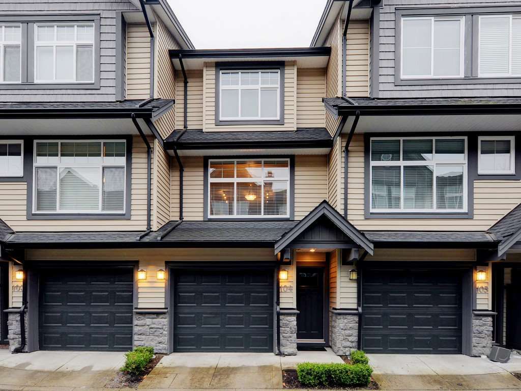 listing image 1102501596206870481