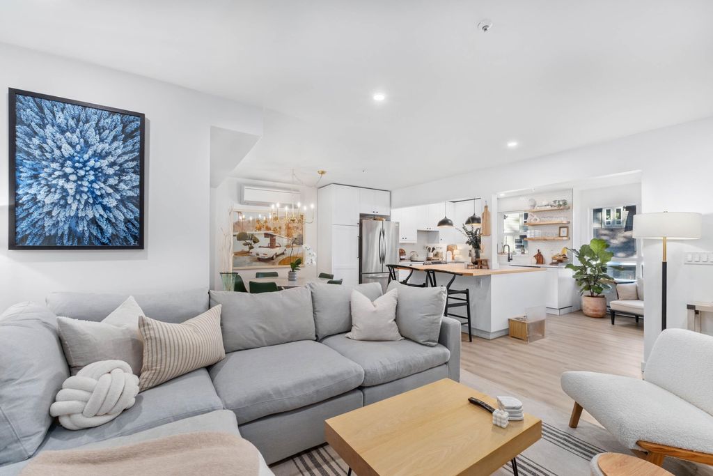 listing image 1109072728248542711