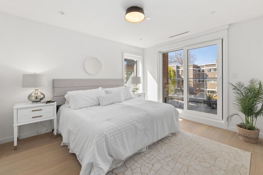 listing image 1107906109015123681
