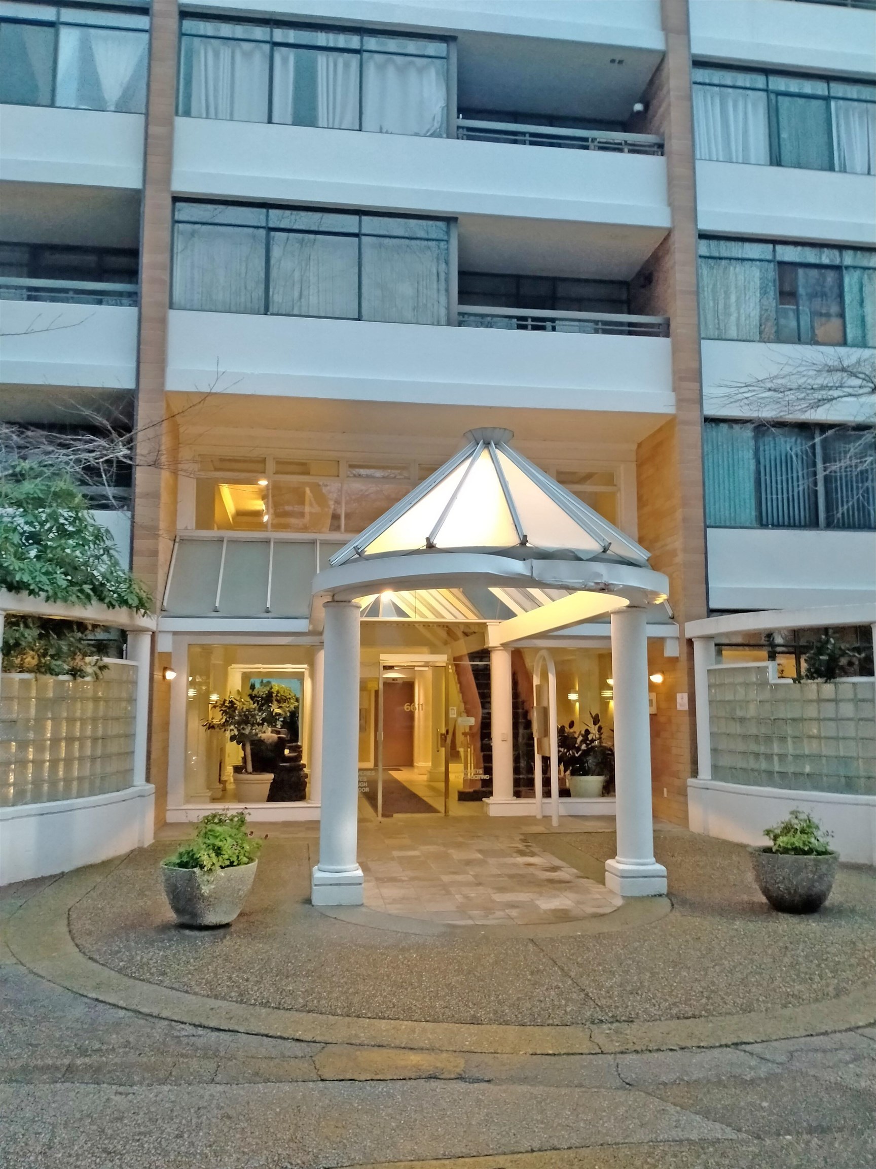 6611 Minoru Boulevard 1309