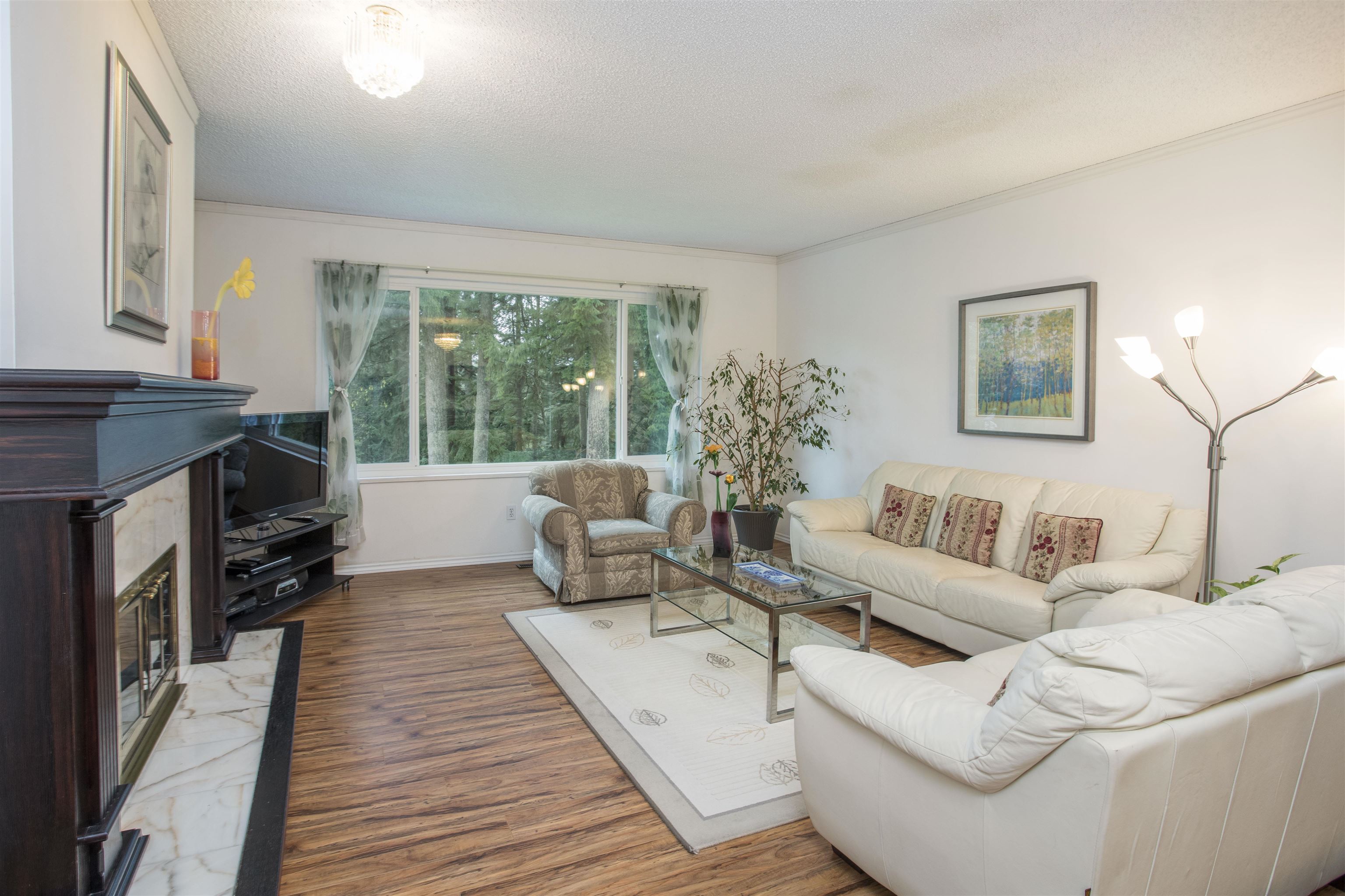 842 Lighthouse Court