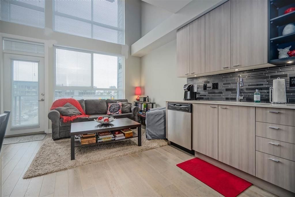 Photo of 3090 Gladwin Road #301, Abbotsford, BC V2T 0G2 (MLS # R3110119)