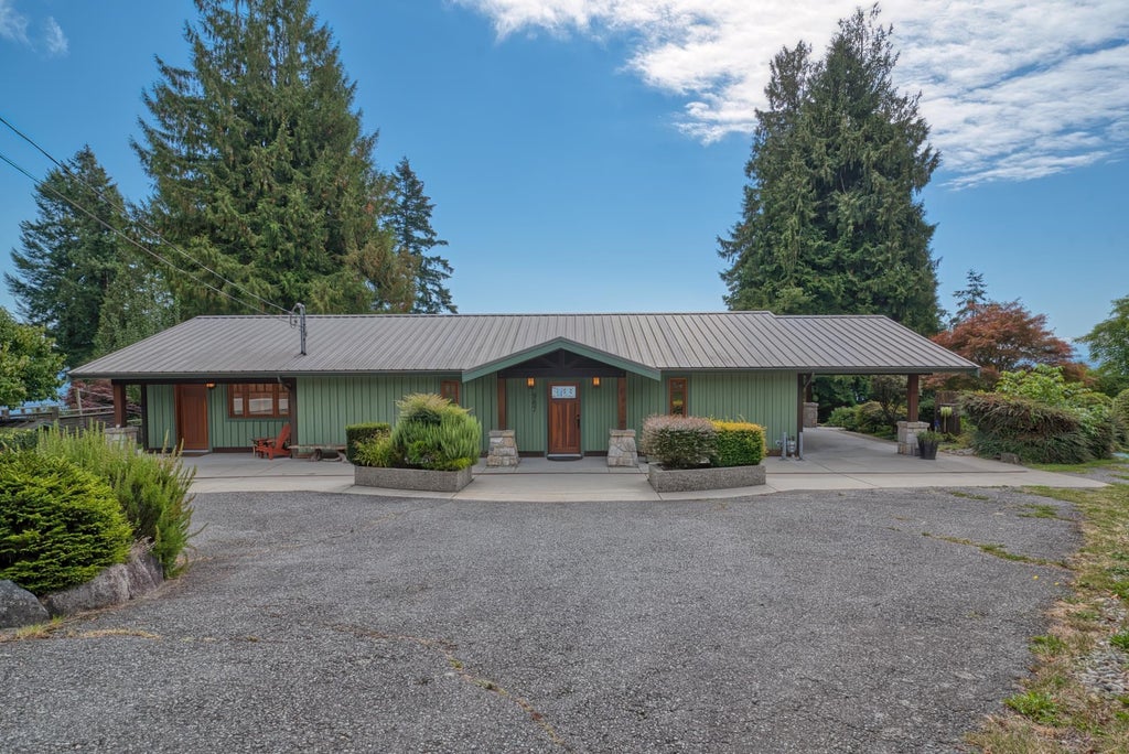 987 GOWER POINT ROAD, GIBSONS, BC V0N 1V3 - Image 3073788418.jpeg?d=l